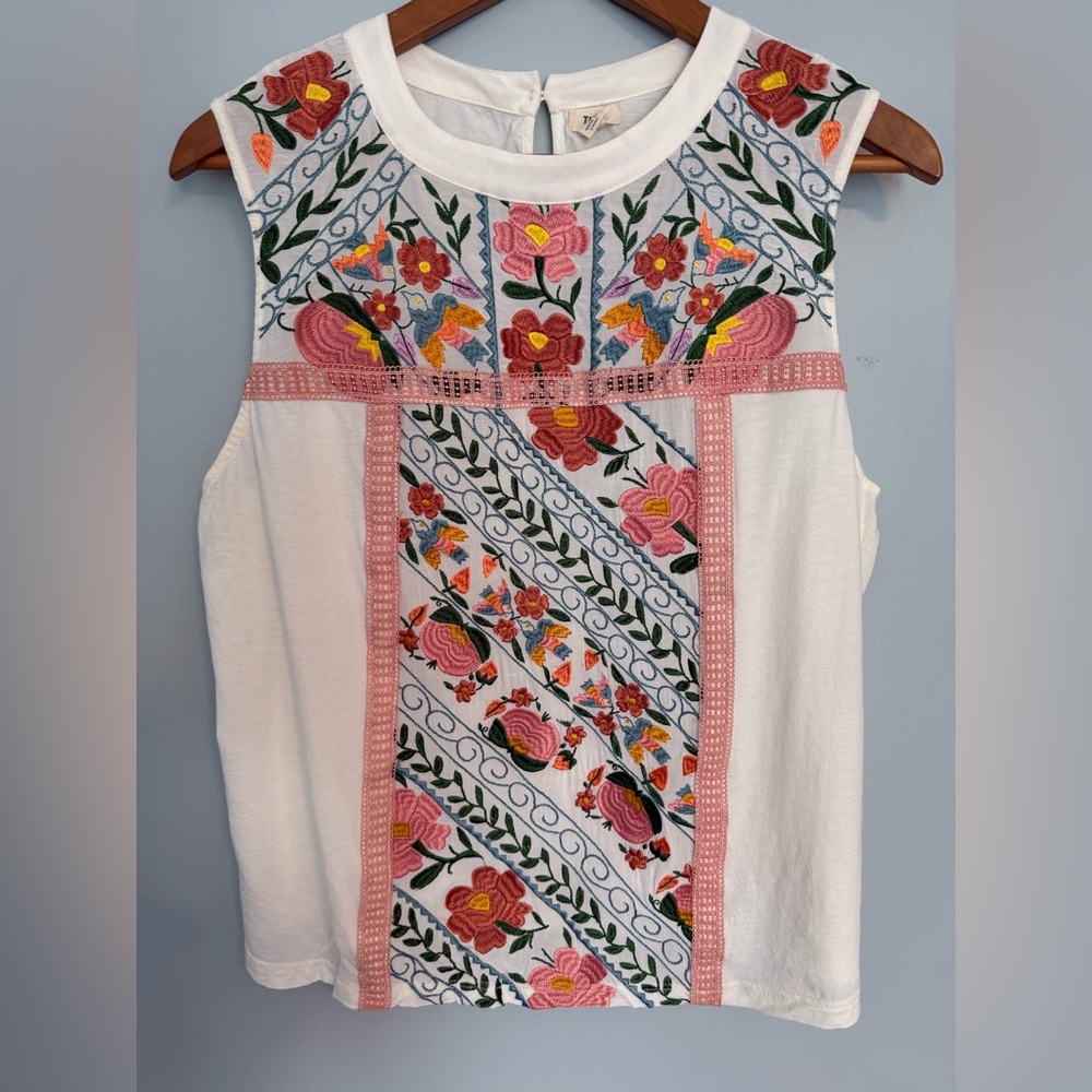 Anthropologie Tiny Embroidered Floral Sleeveless Tank Tee Top